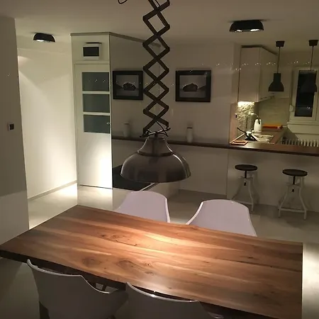 Fortress View Apartment